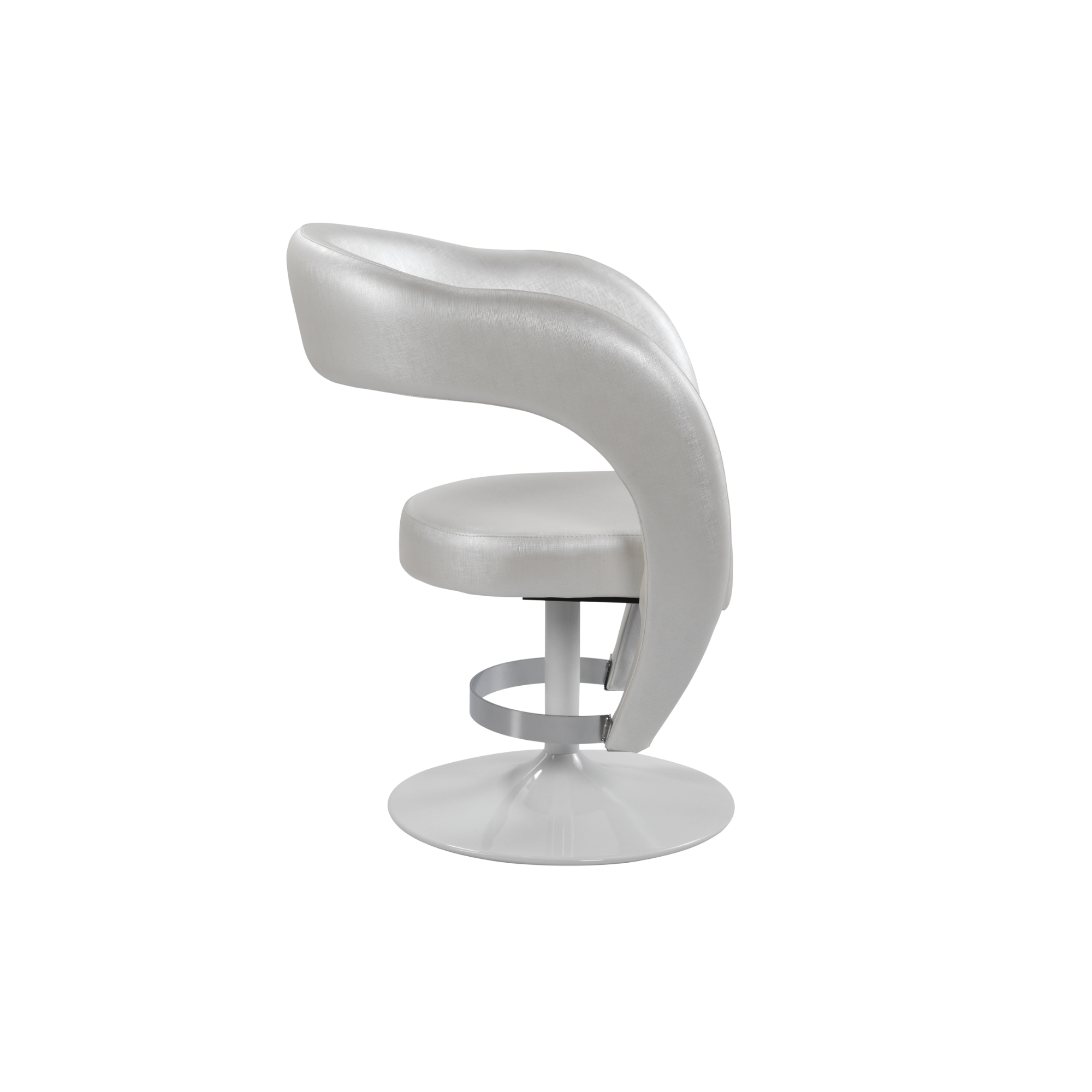 frizerska stolica S u frizerskom salonu elegantan i moderan interijer